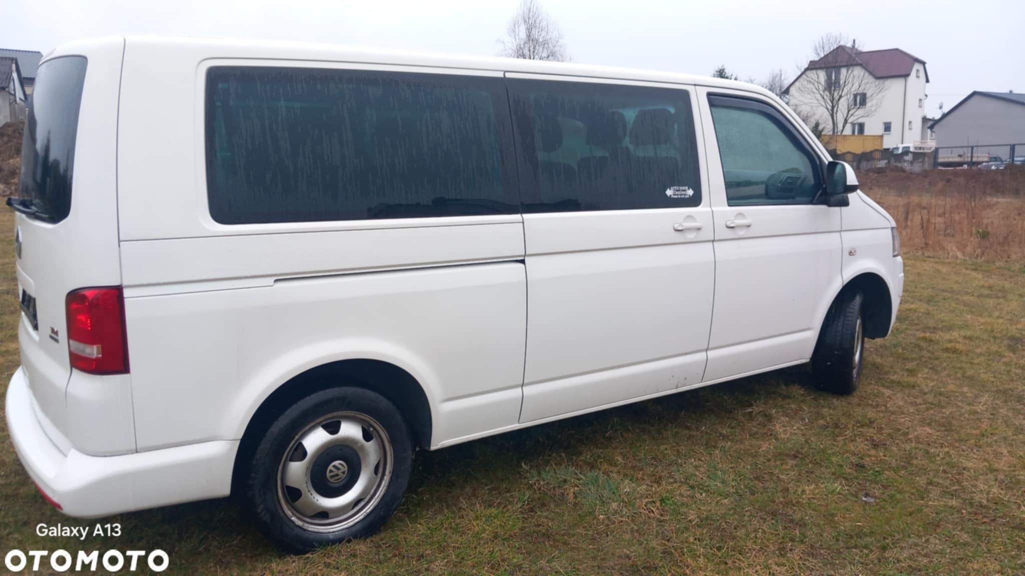 Volkswagen Caravelle - 4