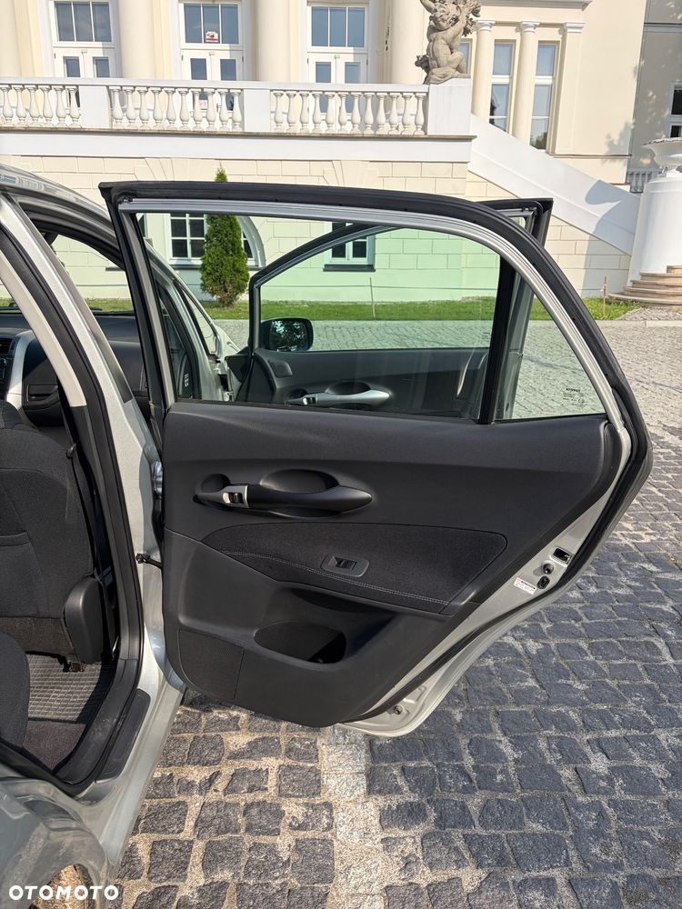 Toyota Auris 1.6 Luna - 14