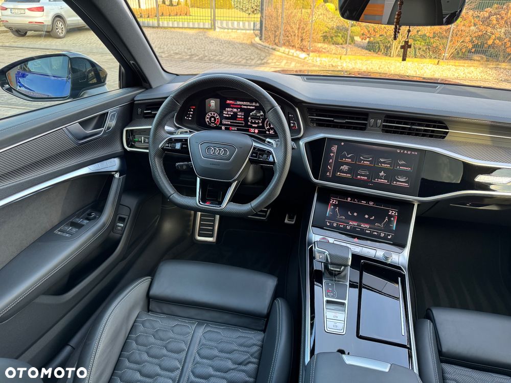 Audi RS6 Avant - 16