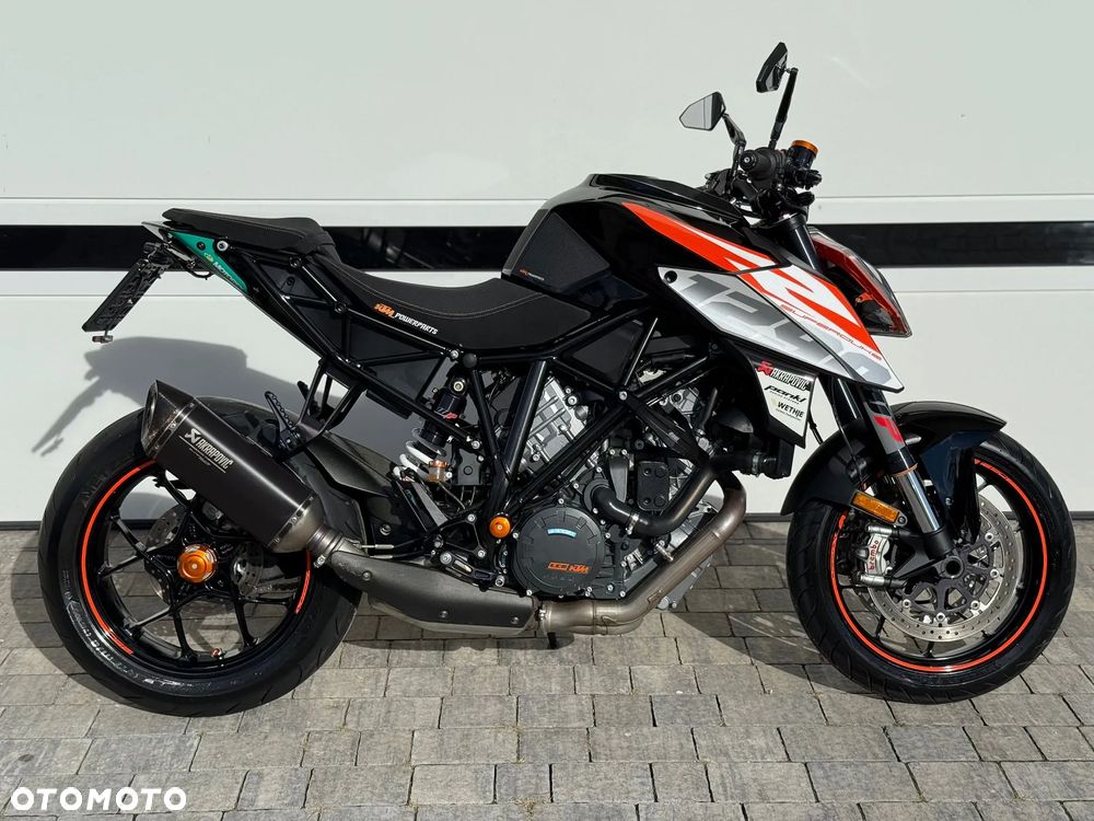 KTM Super Duke - 1