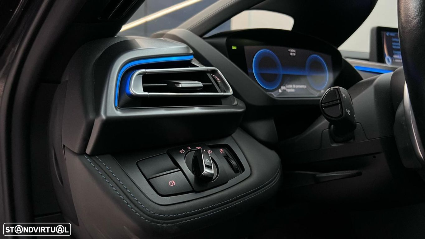 BMW i8 Standard - 18