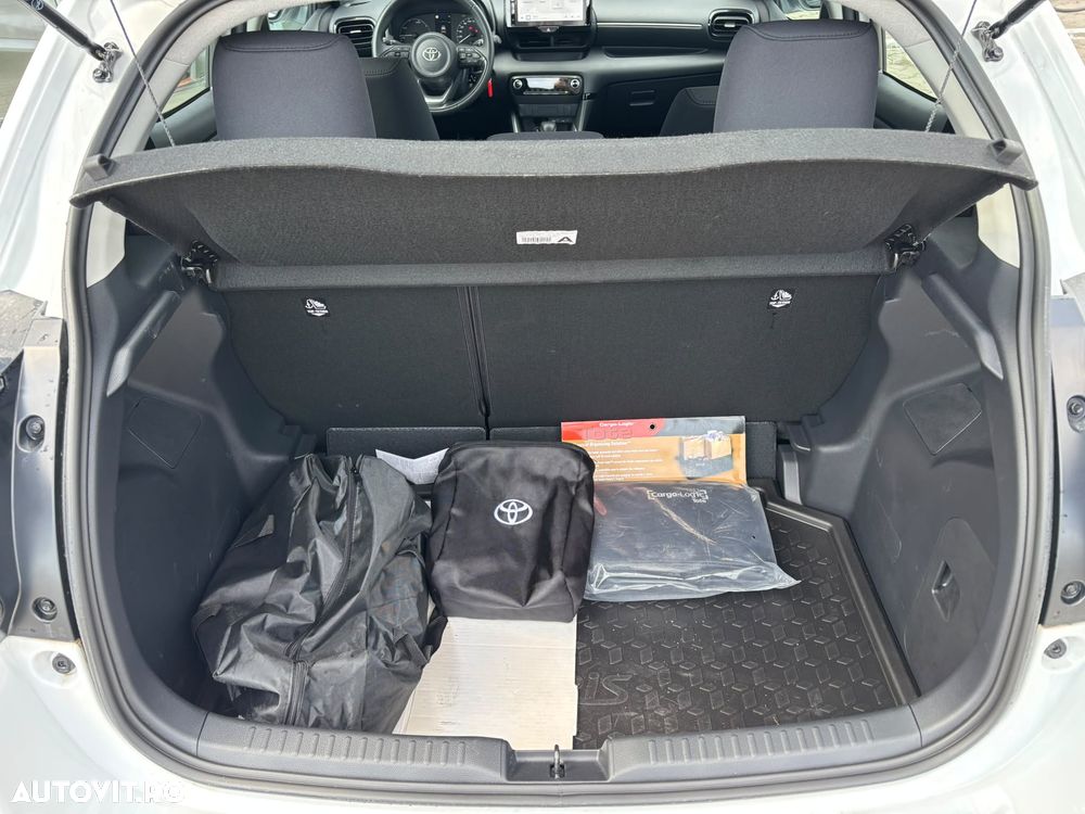 Toyota Yaris 1.5 116 CP HEV Eco - 16