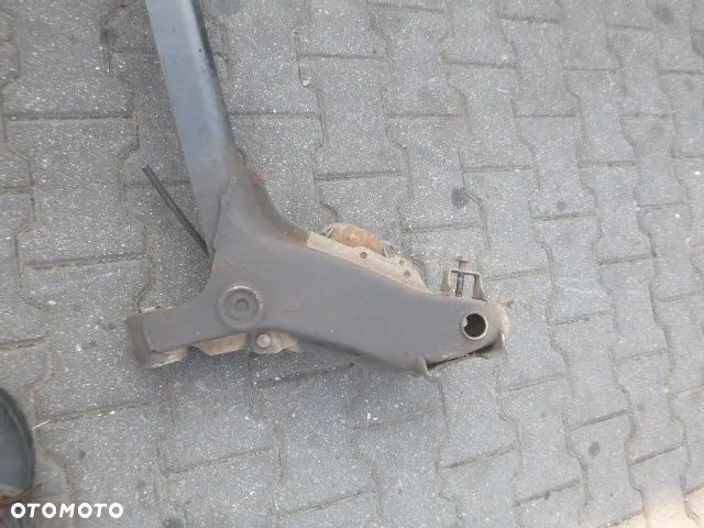 BELKA TYŁ TYLNA OPEL ASTRA I F HB - 10