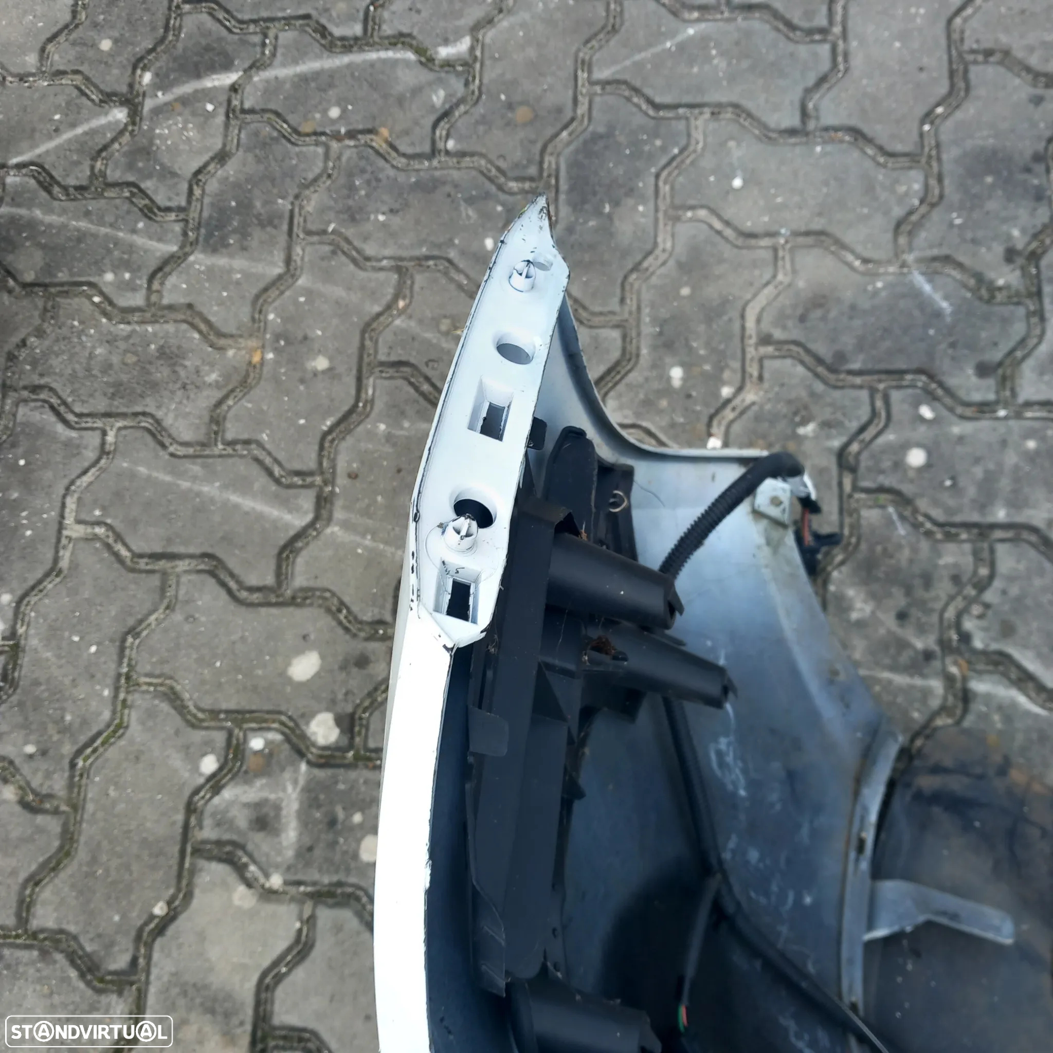 Para choques tras peugeot 308. 9677960477 - 6