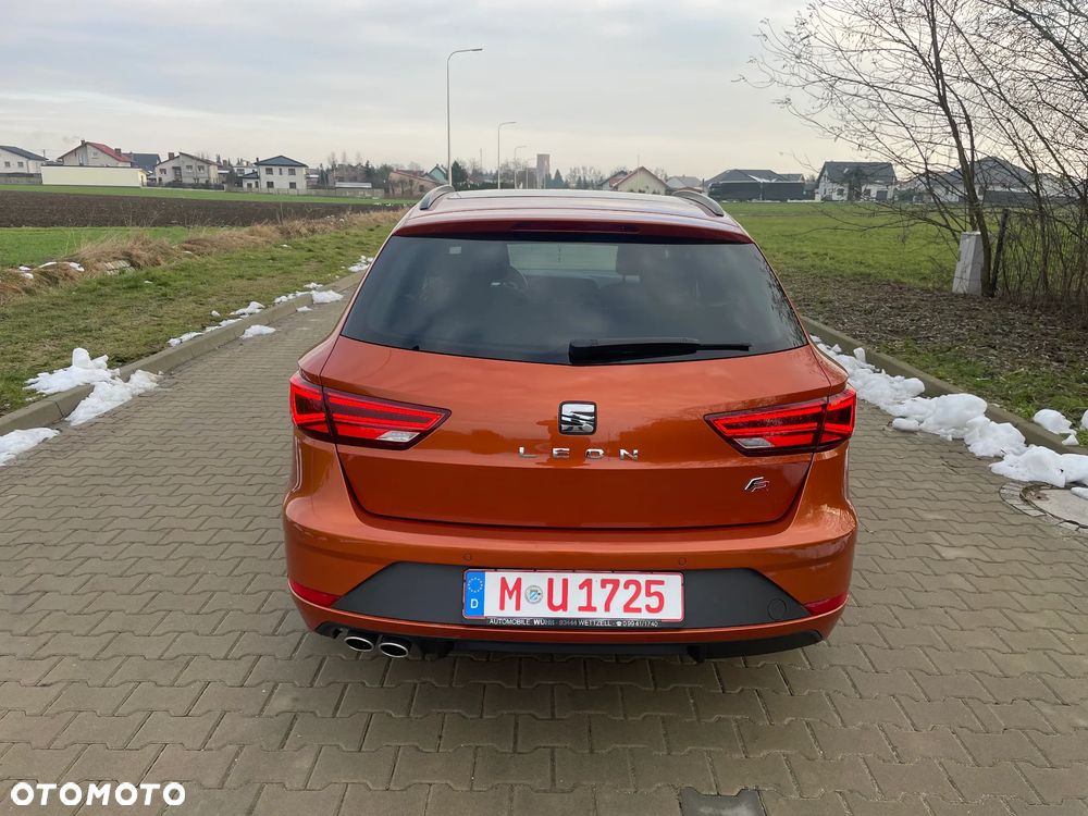 Seat Leon 2.0 TSI DSG OPF FR - 11