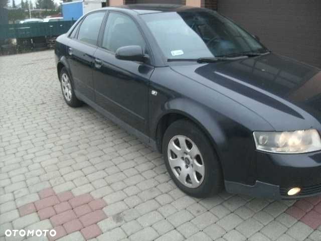 Audi A4 Limousine