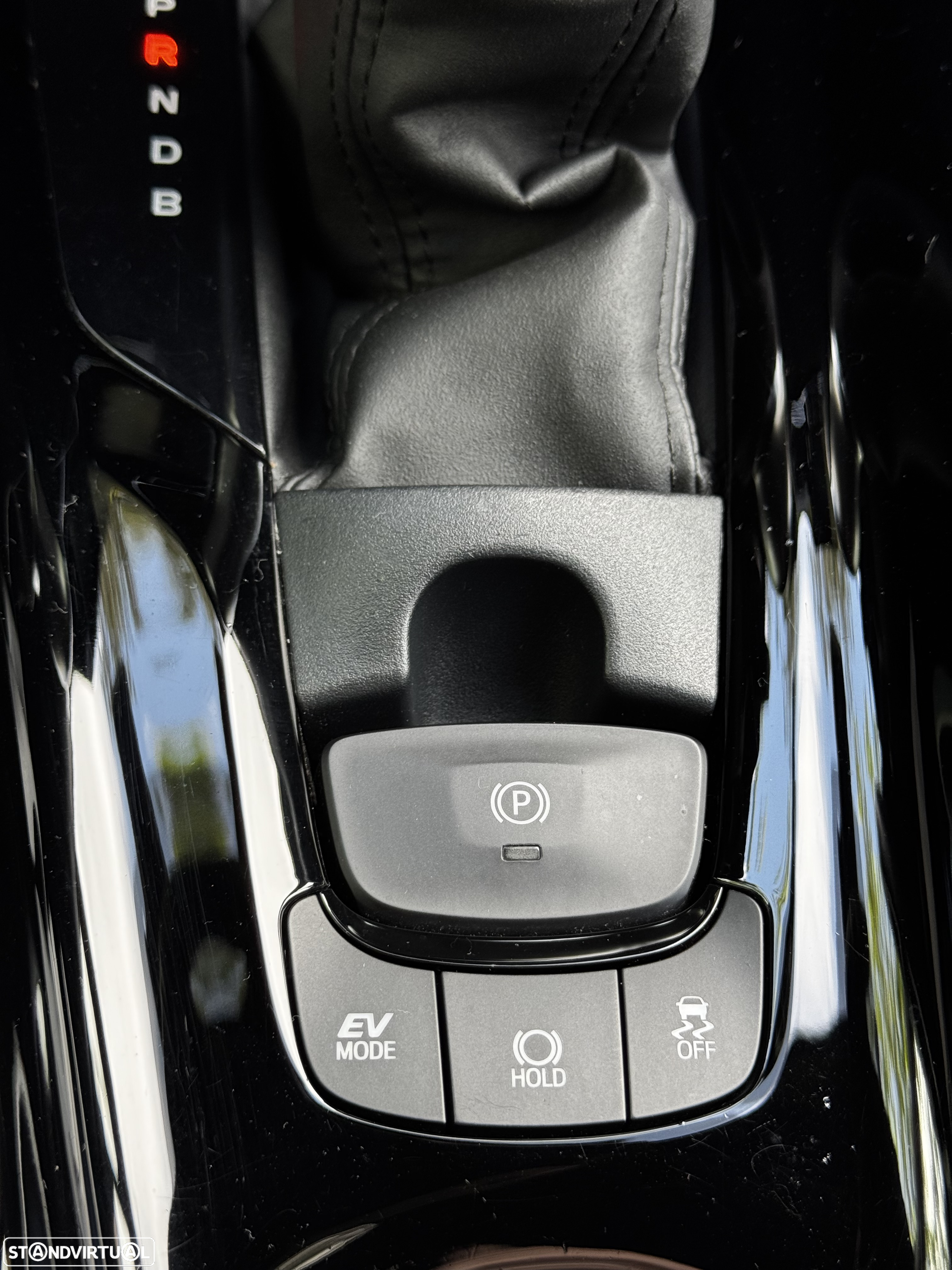 Toyota C-HR 1.8 Hybrid Square Collection - 19