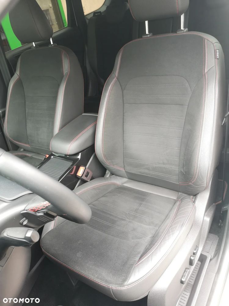 Ford Kuga 2.0 EcoBoost 4x4 ST-Line - 27