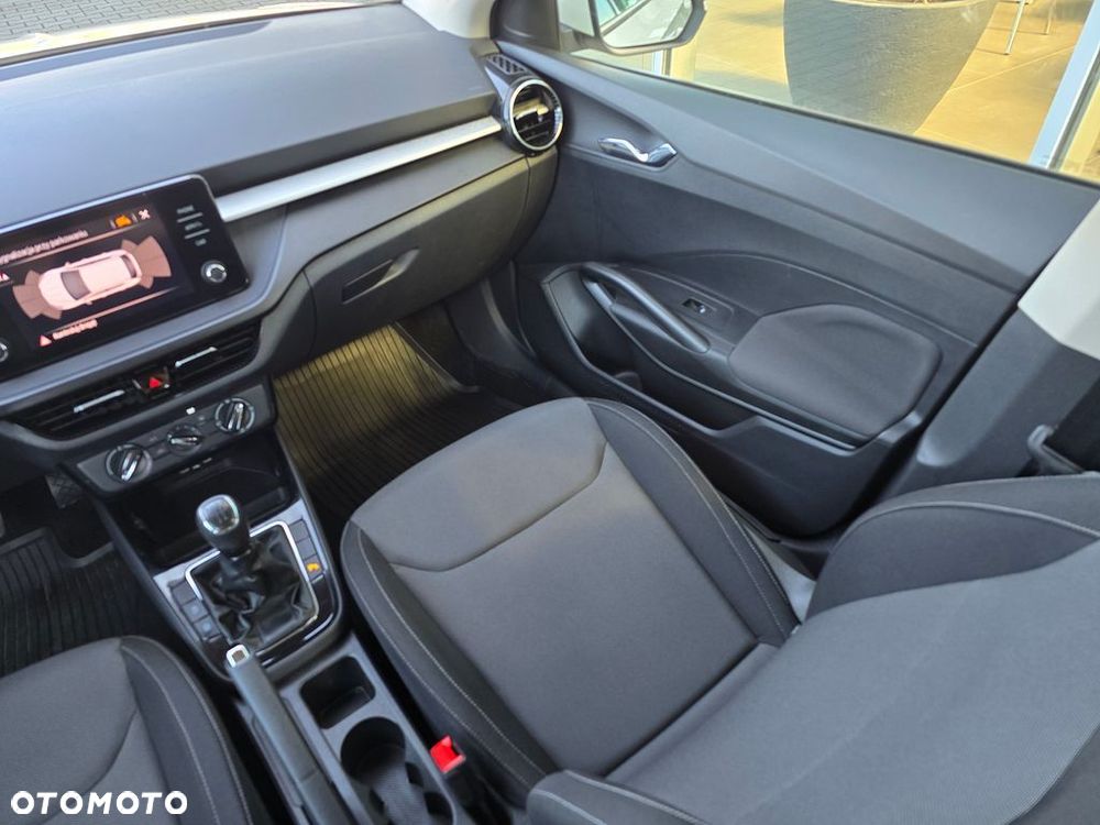 Skoda Fabia 1.0 Ambition - 16