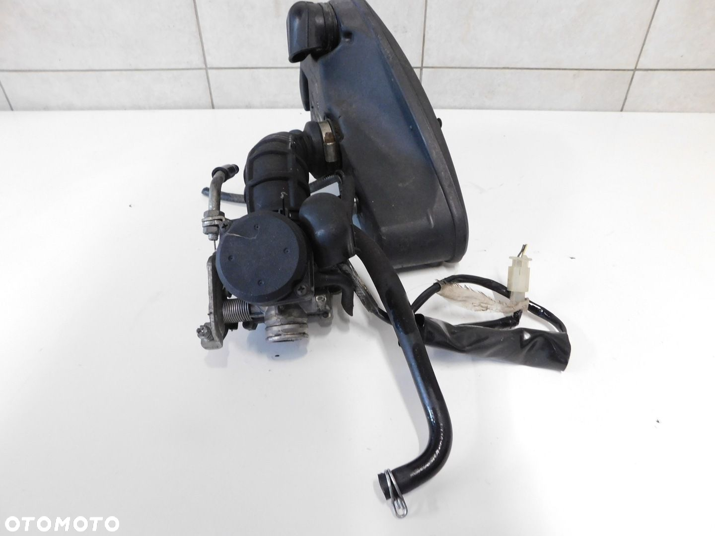 PIAGGIO LIBERTY 50 4T GAŹNIK  FILTR POWIETRZA AIRBOX - 3