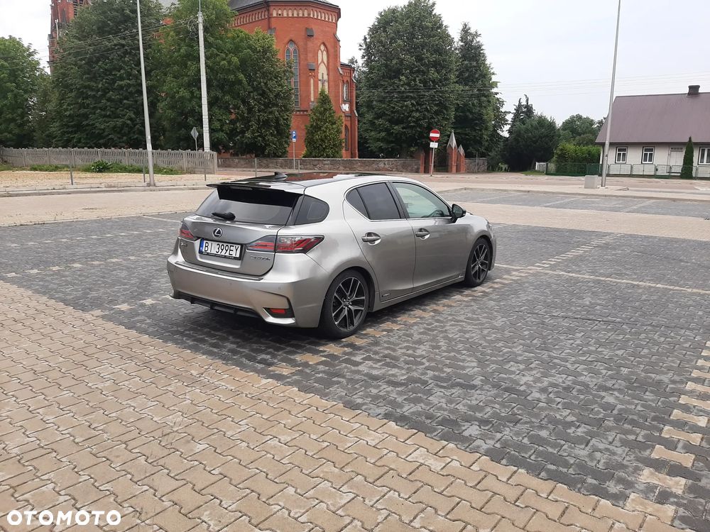 Lexus CT 200h Classic - 8