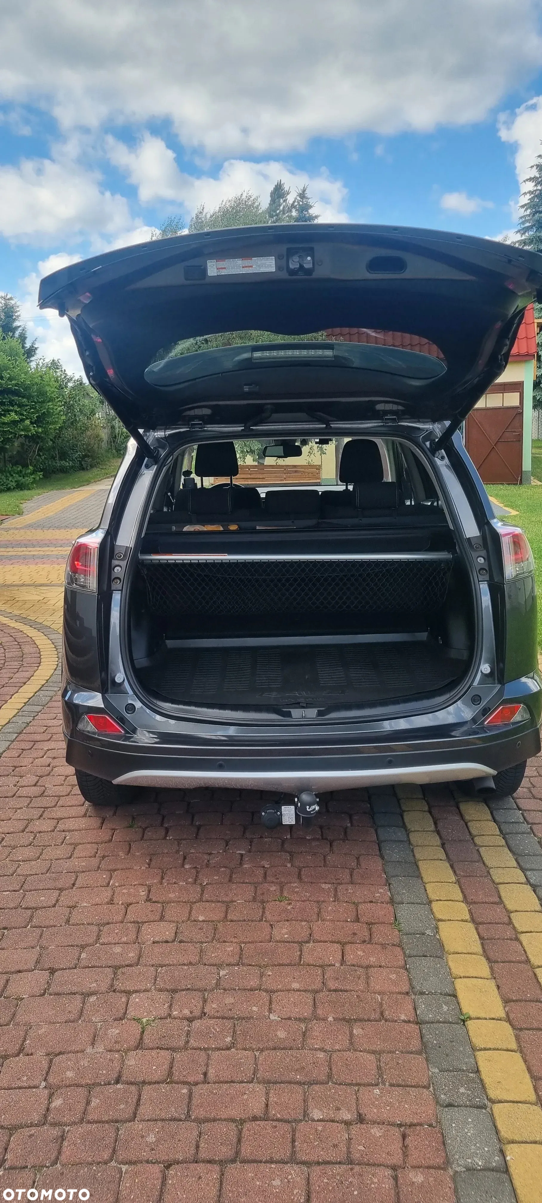 Toyota RAV4 - 6