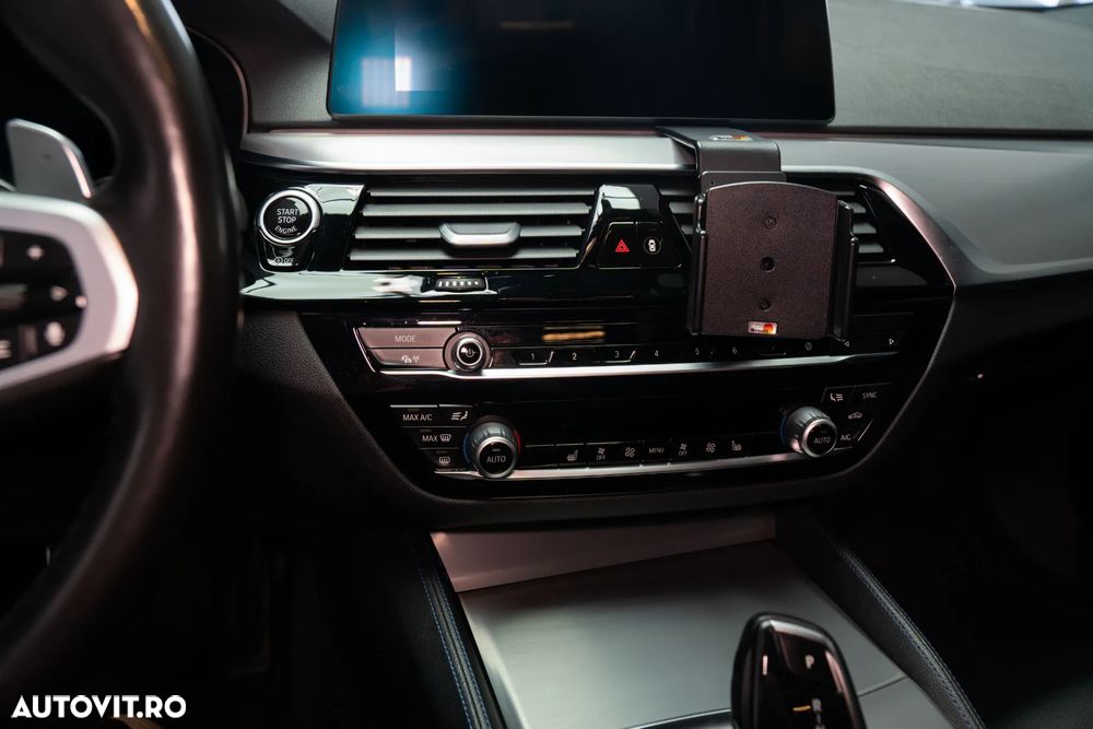 BMW Seria 5 530d xDrive Aut. Sport Line - 22