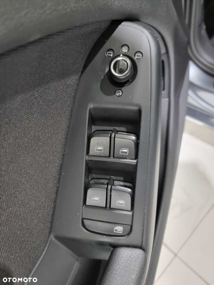 Audi A4 Limousine - 19