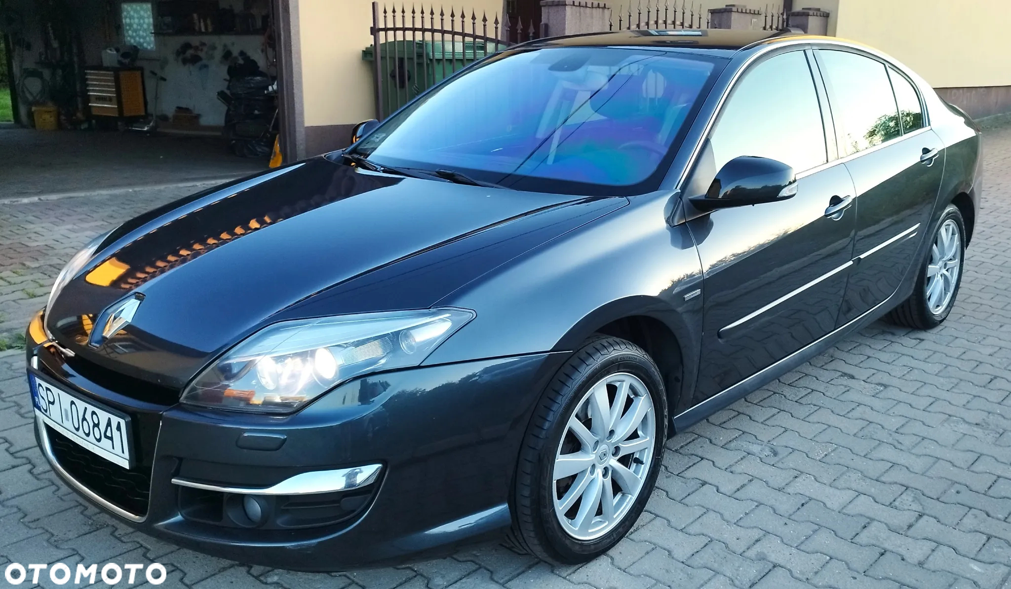 Renault Laguna 2.0 Bose Edition - 11