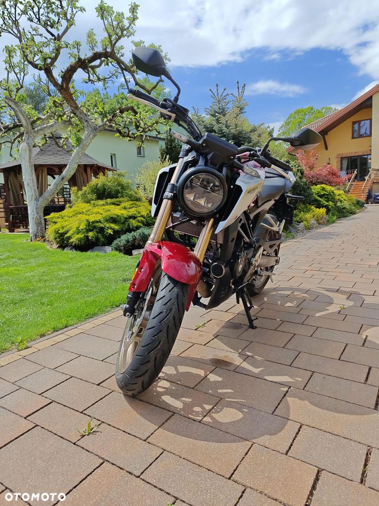 Honda CBR - 1