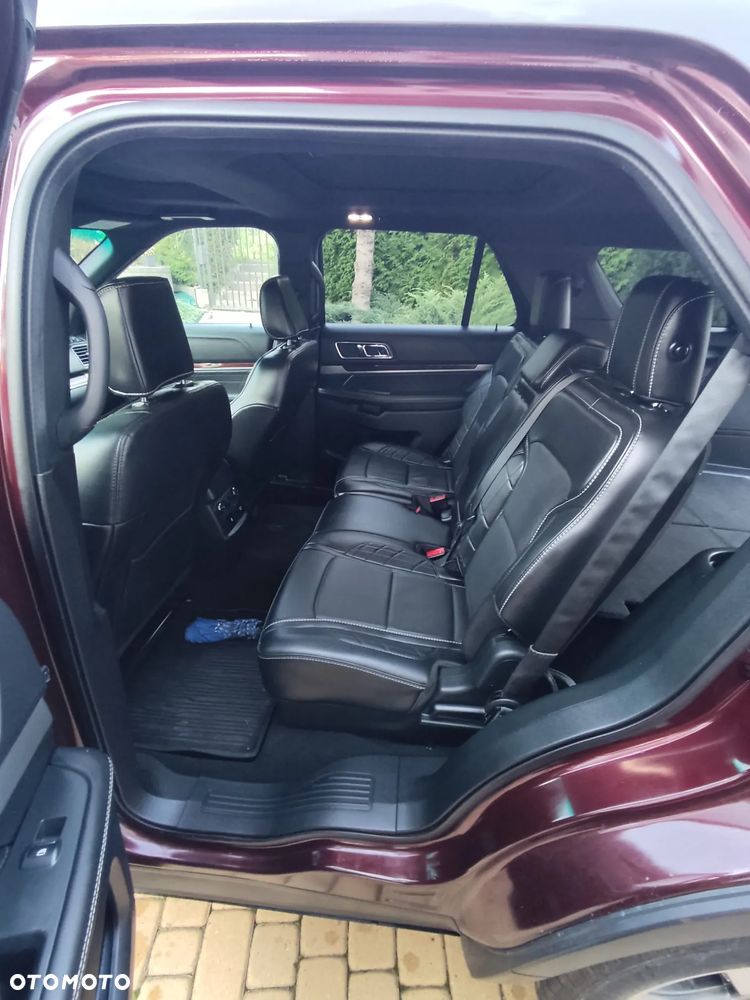 Ford Explorer - 19