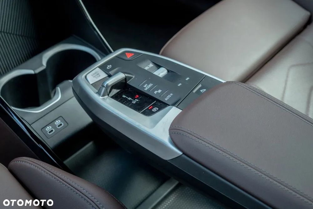 BMW X1 sDrive20d mHEV - 21