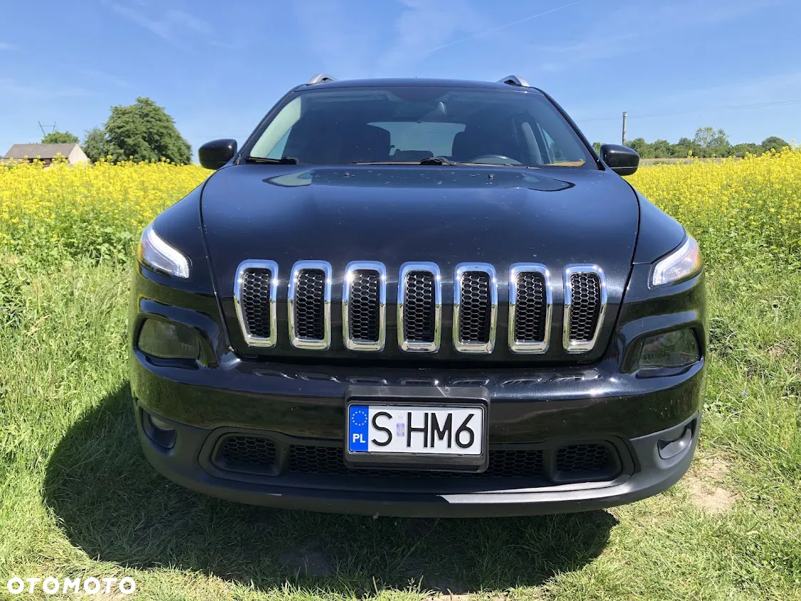 Jeep Cherokee - 16