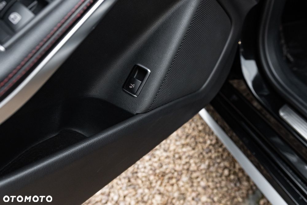 Mercedes-Benz CLA AMG 45 4Matic 7G-DCT - 22