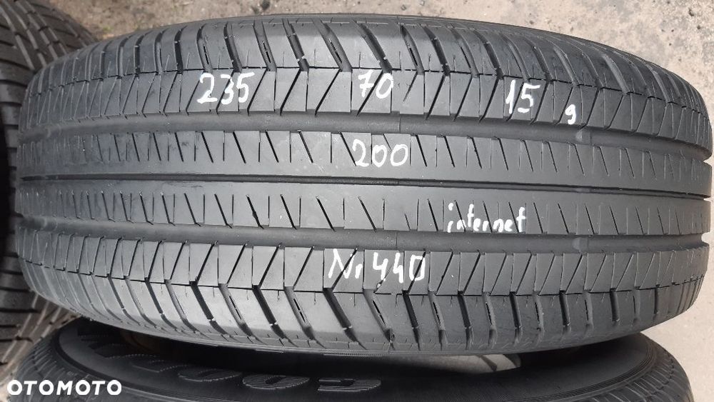 Goodyear 235/70/15 nr 440 - 2