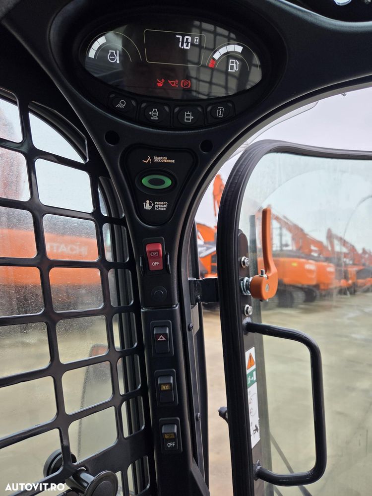 Bobcat PE SENILE, NOU, SUPER PROMOTIE 46900 EUR+Tva, furci, cupa multifuncitonala 4x1, ridica 717kg, masa operationala 3t, motor Bobcat 41kW, cabina inchisa, inst hidr suplimentara, posibilitate leasing 5 ani-PROMOTIE 46900 EUR+Tva - 15