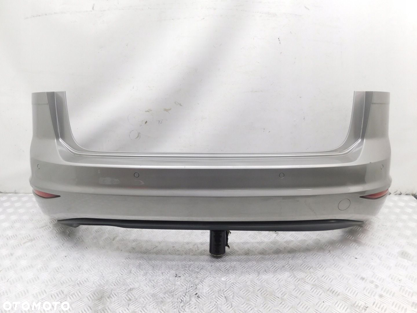 ZDERZAK TYŁ kpl. PDC - VW GOLF VII SPORTSVAN 14-17 LB7W - 2