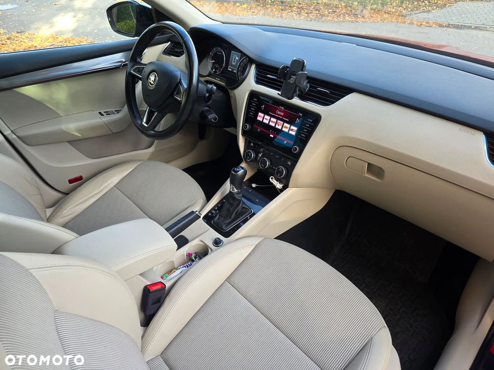 Skoda Octavia 1.4 TSI Style DSG - 12