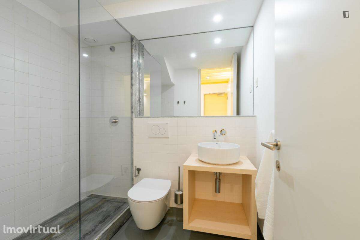 Quarto - localizado em Sete Rios Lisbon - Grande imagem: 5/6