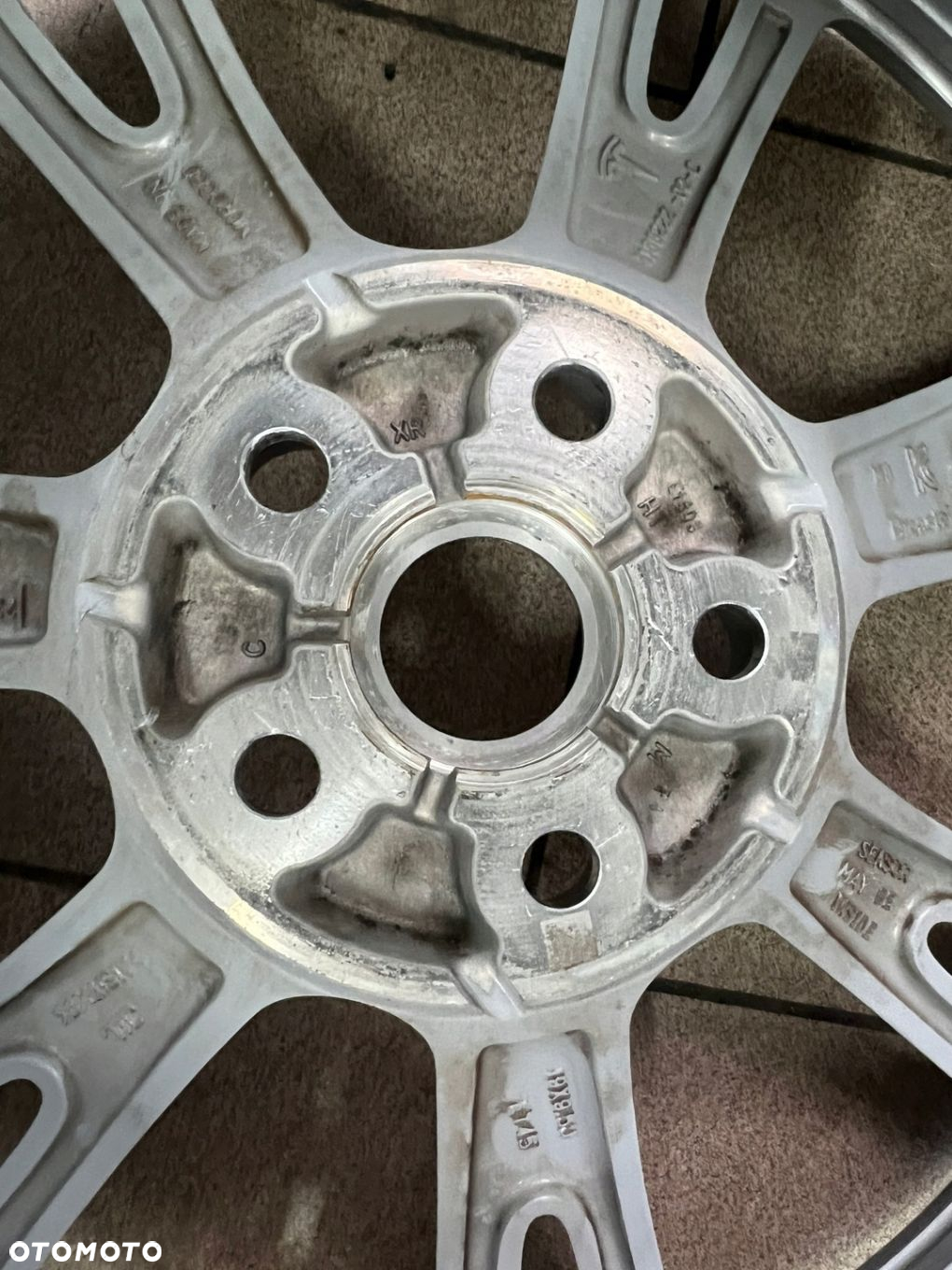 TESLA MODEL Y 20- FELGA ALUMINIOWA 19 9,5J ET45 5X114,3 PROSTA - 9
