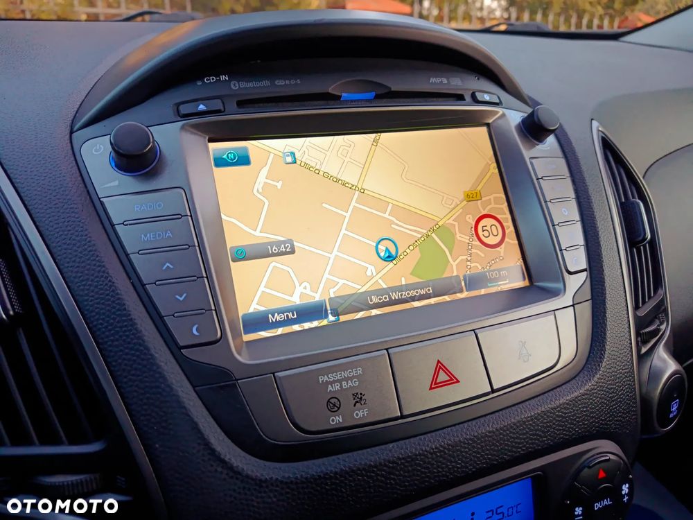 Hyundai ix35 1.7 CRDi Premium 2WD - 24