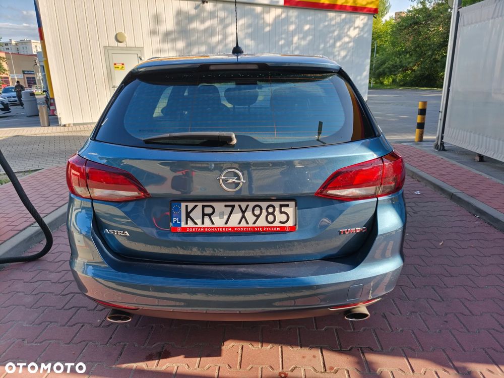 Opel Astra 1.6 T Dynamic S&S - 17