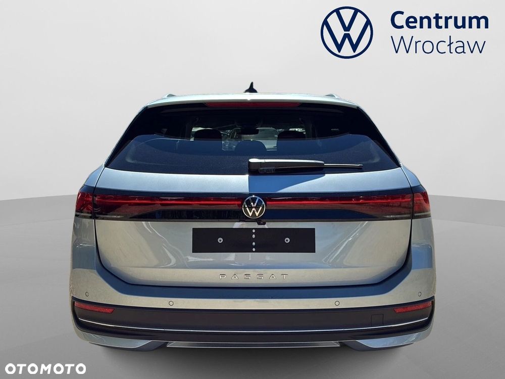 Volkswagen Passat - 10