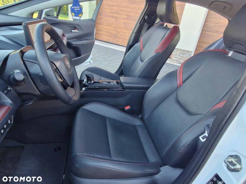 Toyota Prius - 38