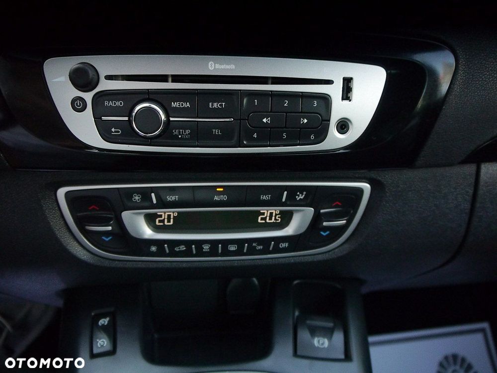 Renault Scenic 2.0 16V 140 CVT Bose Edition - 27