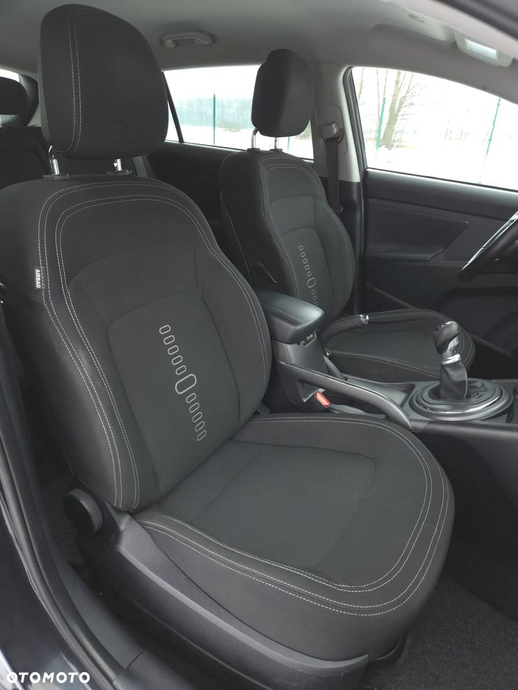 Kia Sportage 1.7 CRDI 2WD Spirit - 16