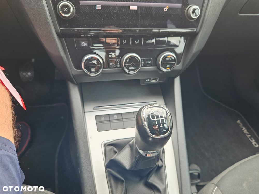 Skoda Octavia 1.0 TSI Ambition - 33