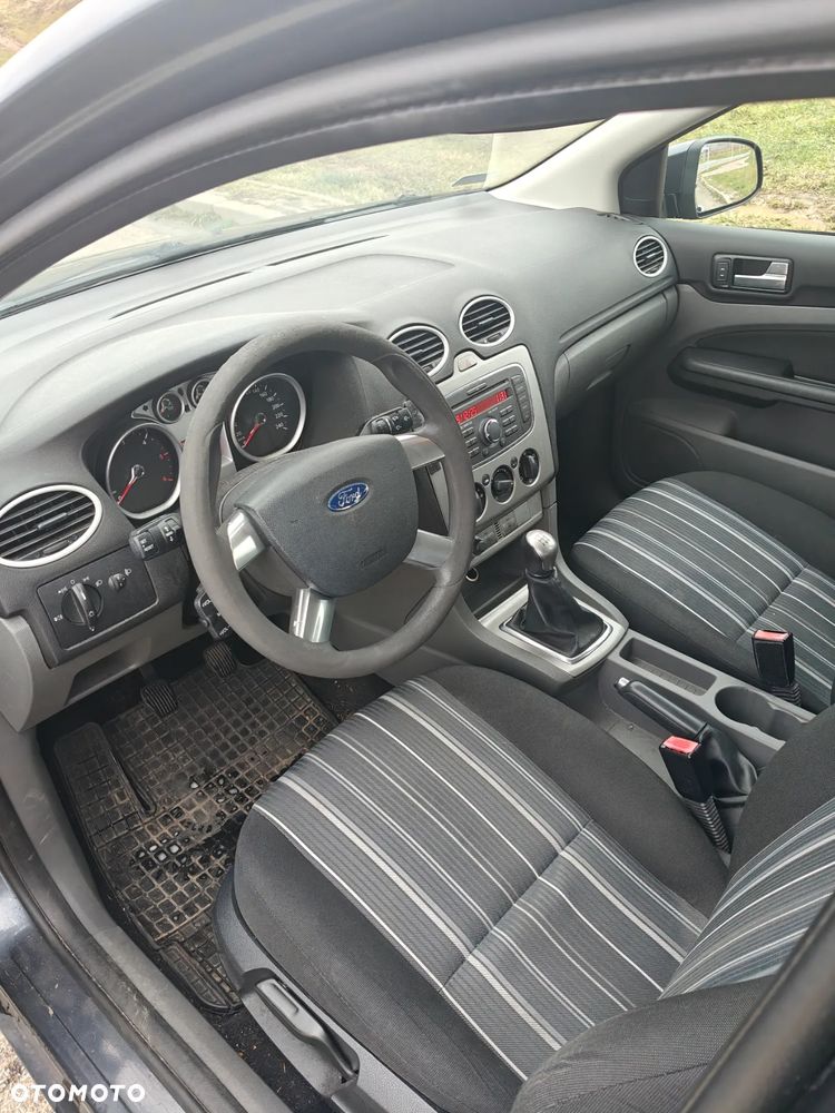 Ford Focus 1.6 TDCi Trend - 6