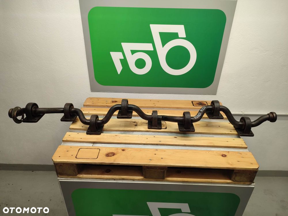 Wał wytrząsacza kombajn Fendt 8350 - 2