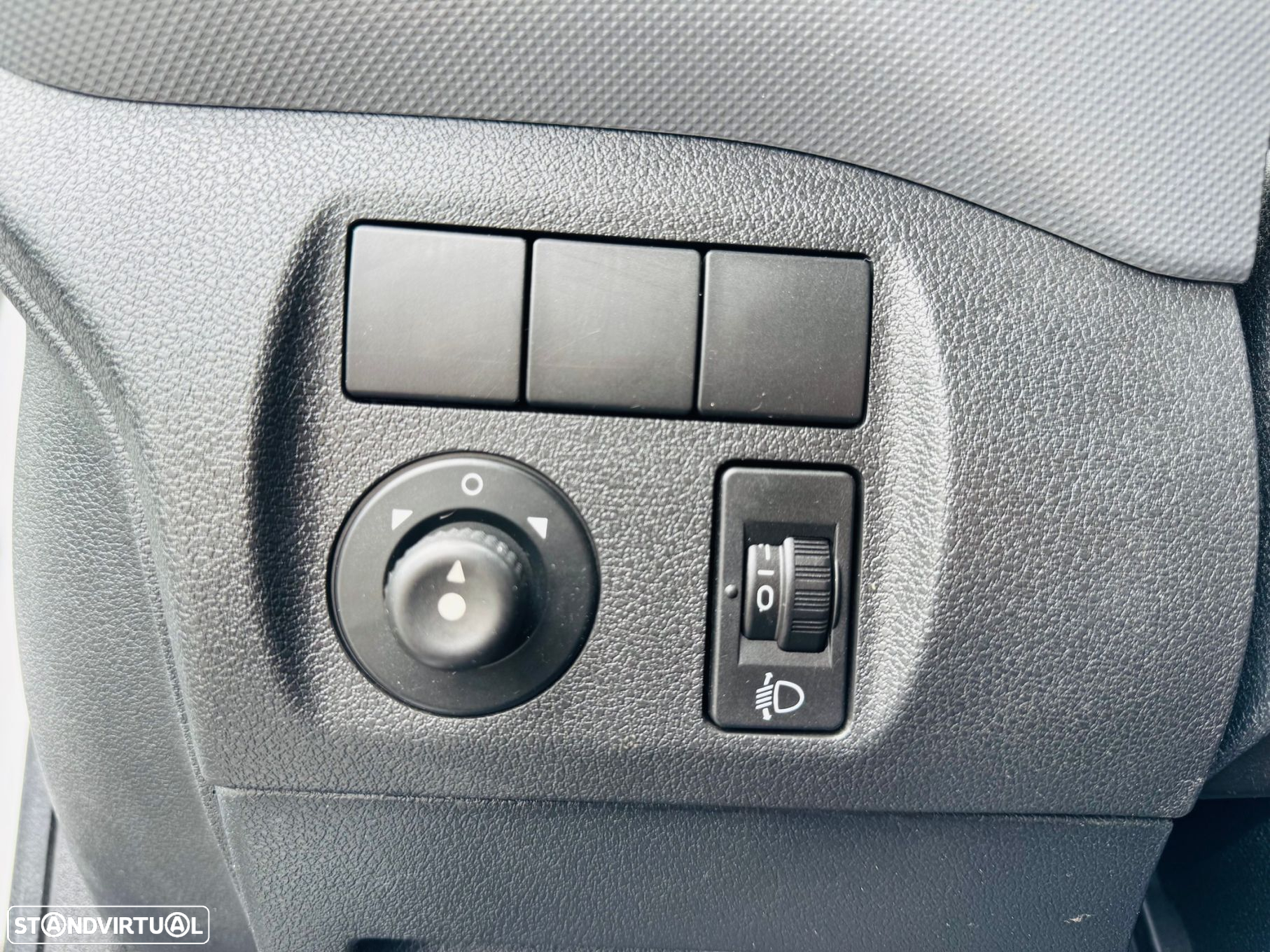 Citroën Berlingo 1.6 BlueHDi L1 3L - 18