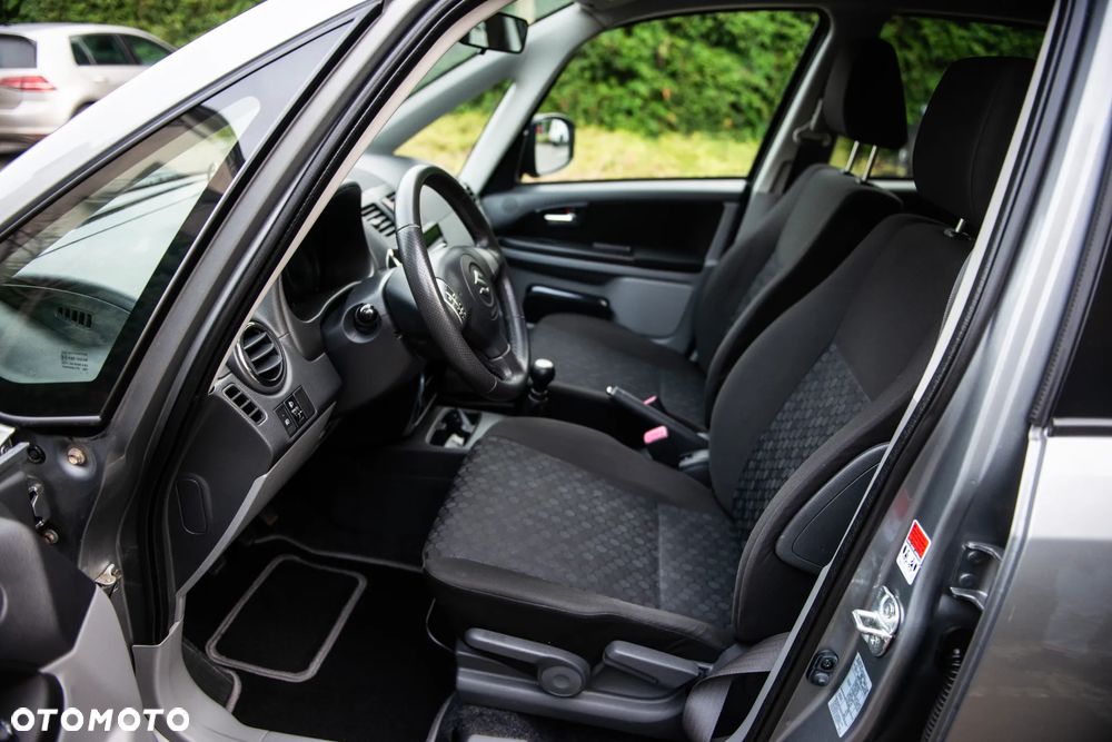 Suzuki SX4 1.6 VVT 4x4 Comfort - 13