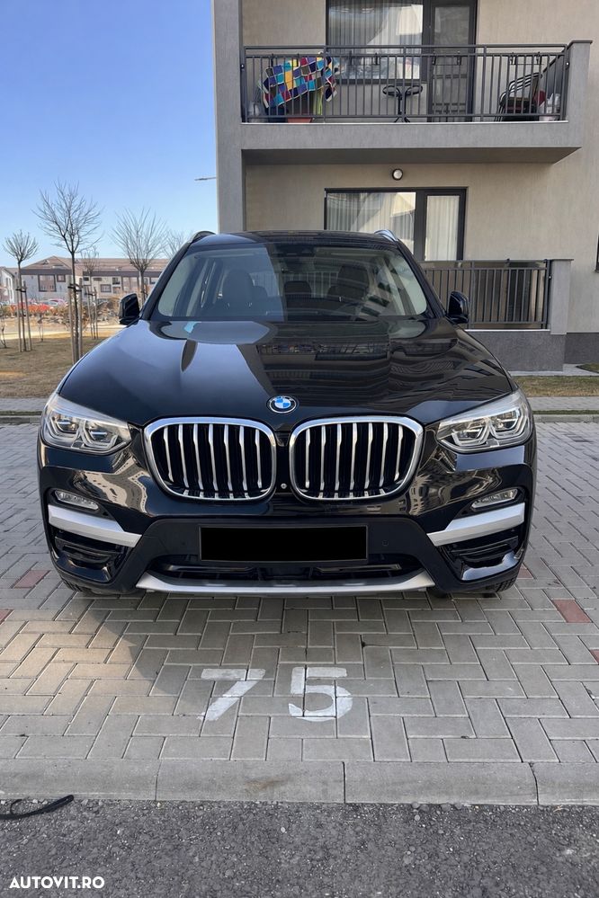 BMW X3 xDrive20i AT xLine - 1