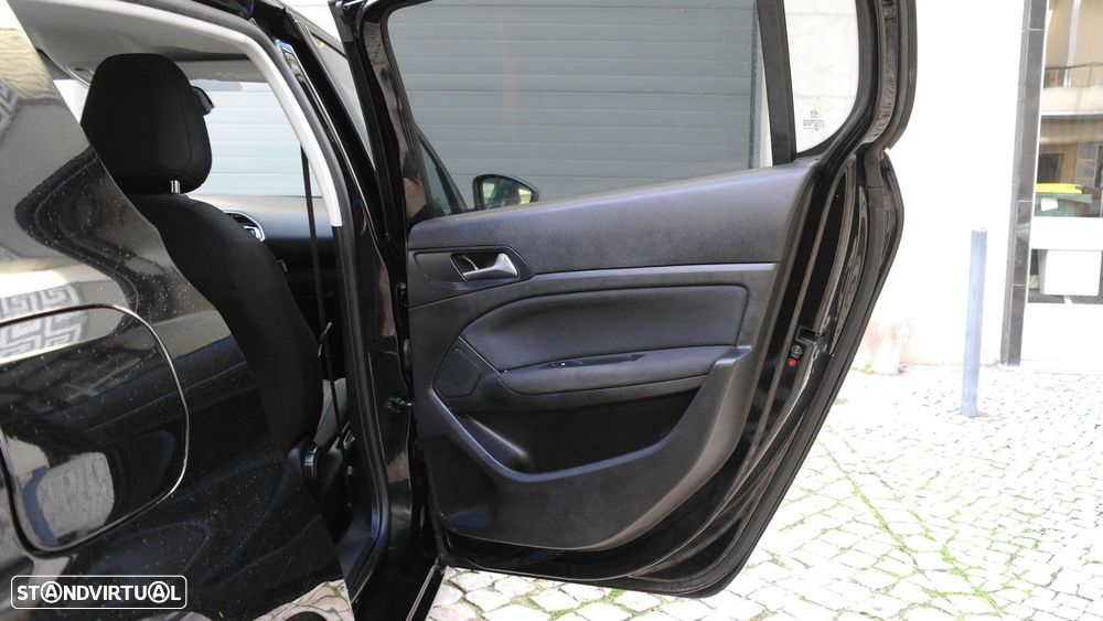 Peugeot 308 1.2 PureTech Active - 24