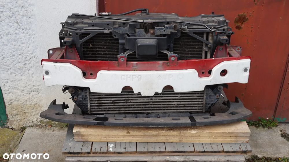 Mazda 6 GJ 2.2D  Skyactive pas przedni belka chlodnice wentylatory