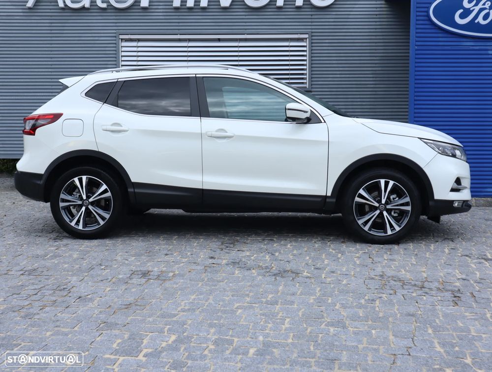 Nissan Qashqai 1.5 dCi N-Connecta - 2