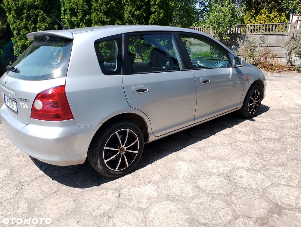 Honda Civic 1.6i ES - 4