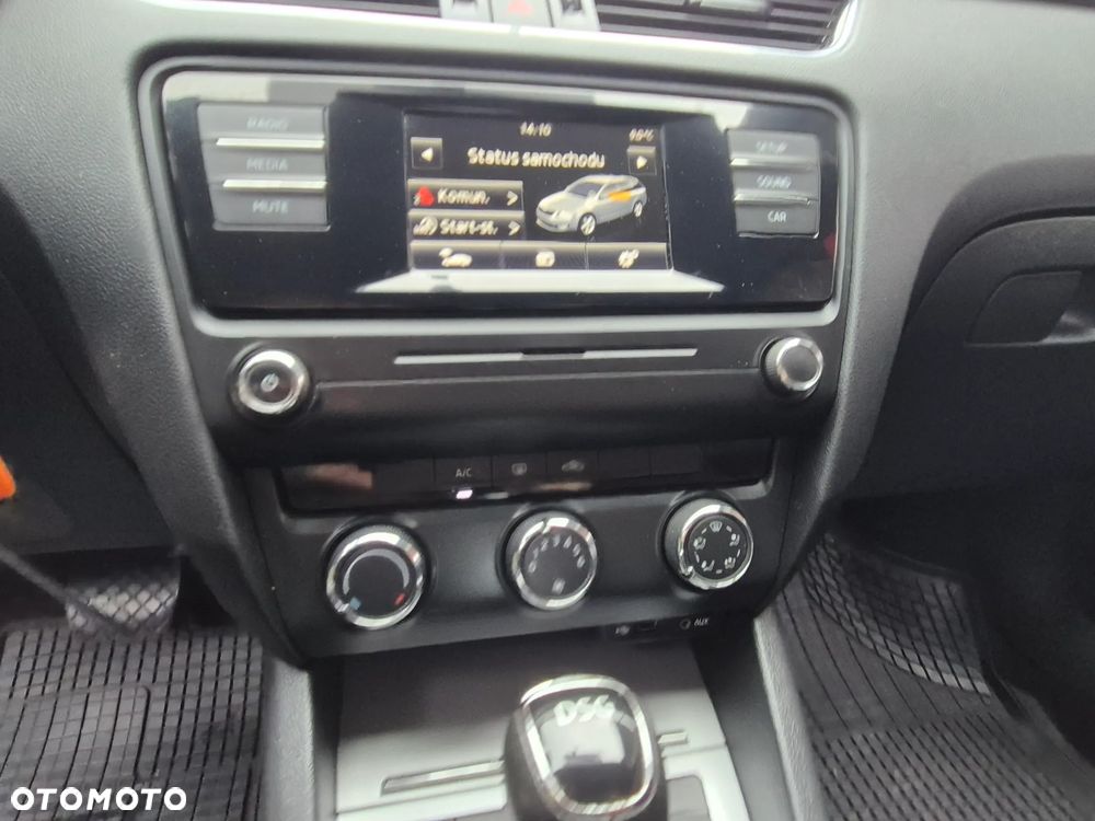 Skoda Octavia 1.6 TDI Edition DSG - 35