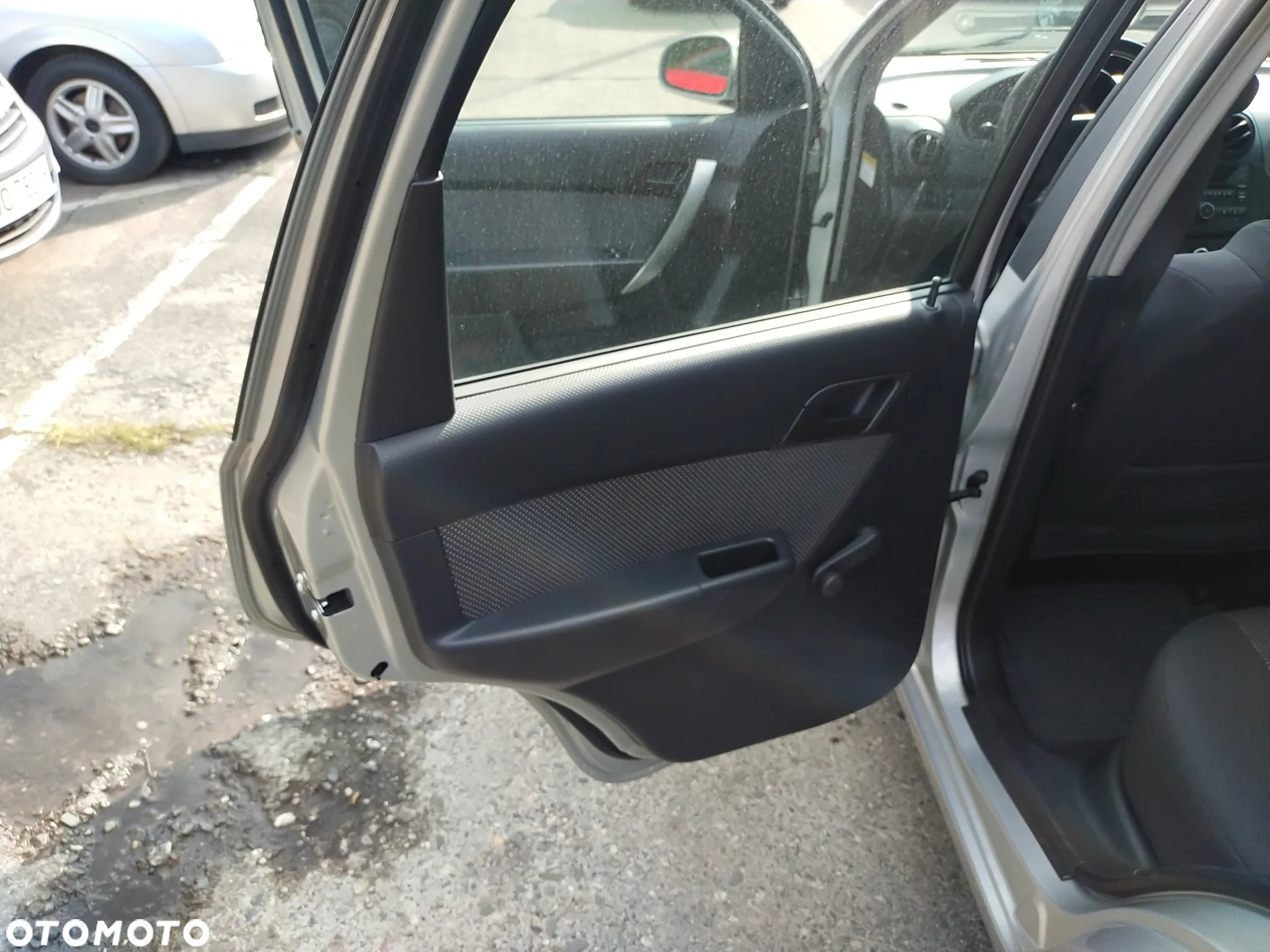 Chevrolet Aveo 1.4 16V LS - 10
