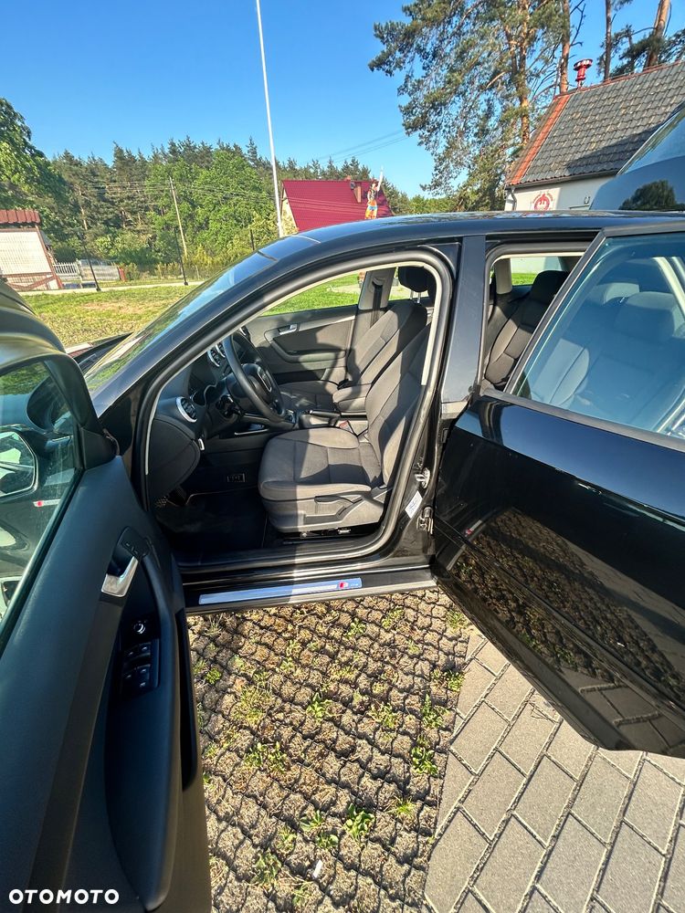 Audi A3 Sportback 1.6 TDI DPF Ambition - 16