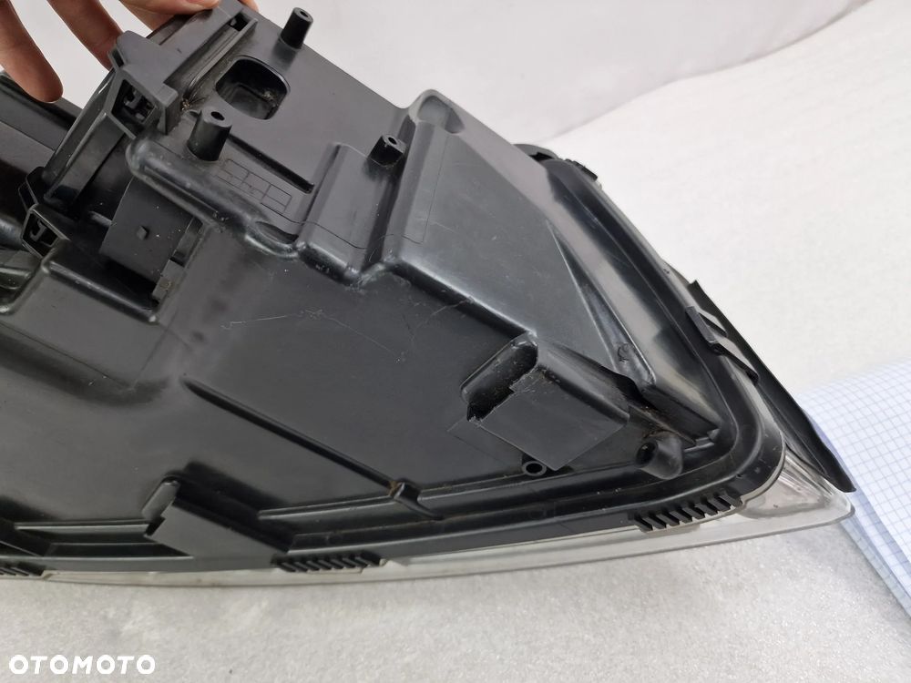 AUDI A8 D3 / D3 LIFT 02-08 LEWA ZWYKŁA LAMPA PRZEDNIA PRZÓD SOCZEWKA , NR AUKCJI LA518 - 11